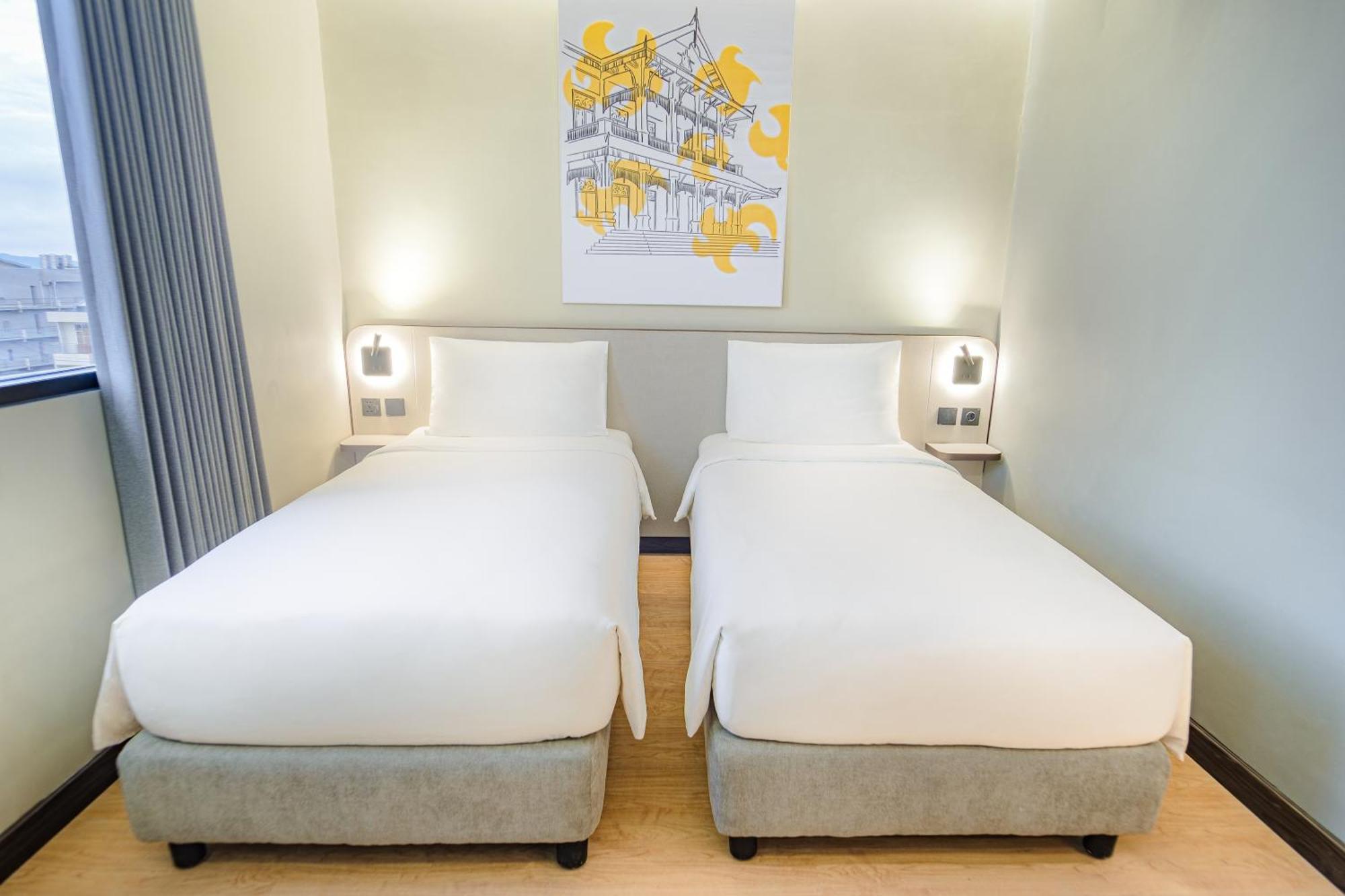 Yello Hotel Samarinda Bagian luar foto